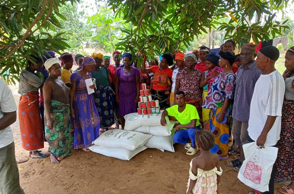 Distribution of tomato seeds and fertilizer to vegetable farmers in Port Loko District today